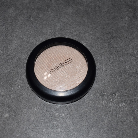 MAC Cosmetics Other - Mac Extra Dimension Skinfinish